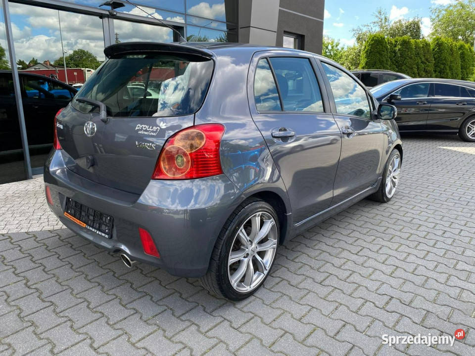 Toyota Yaris klimatronic benzynka manual Żory
