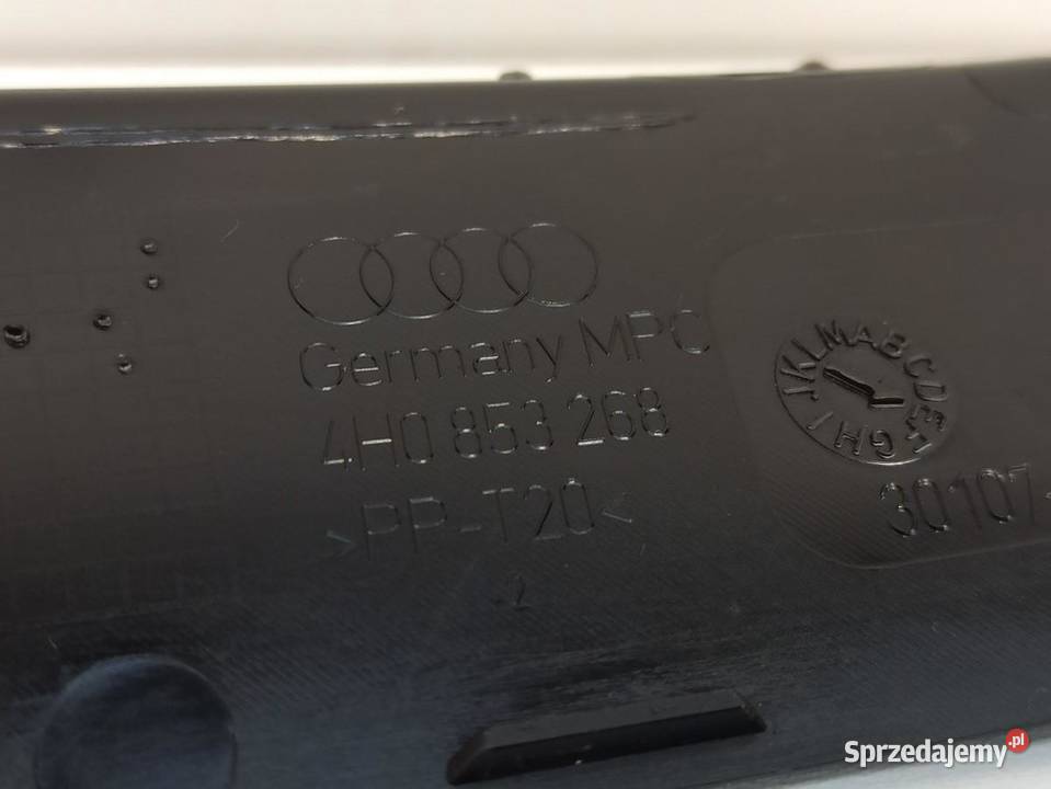 AUDI A8 D4 OSŁONA RYNNA BAGAŻNIKA 4H0853268 Podszybia