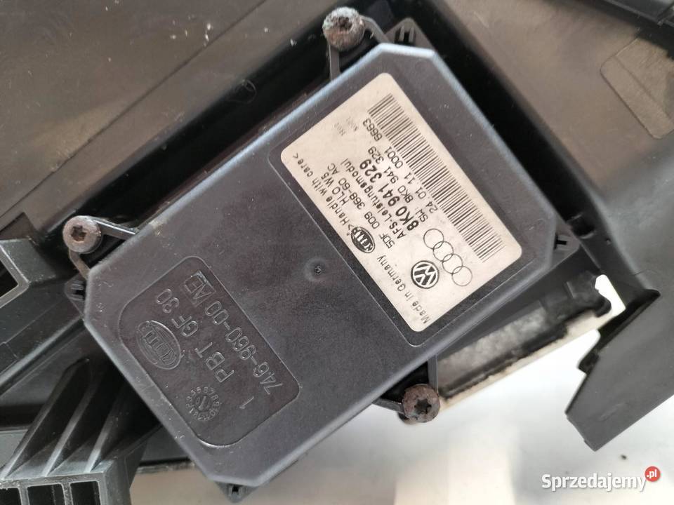 LAMPA PRZÓD PRAWA XENON EUROPA 8K0941004S Audi