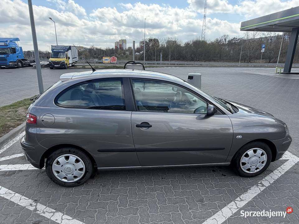 Seat Ibiza 12 Benzyna 2002 Klimatyzacja 188 manualna Poznań
