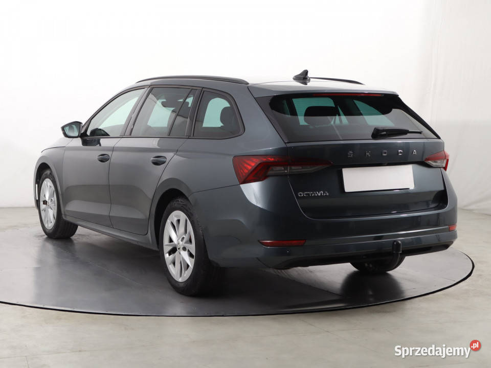 Skoda Octavia 15 TSI sprzedam