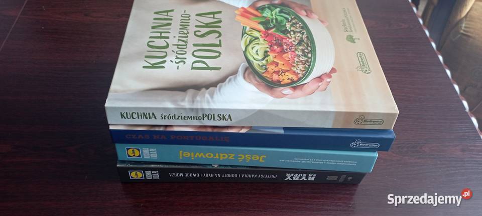 Książki kucharskie 4 sztuki twarda Pozostałe