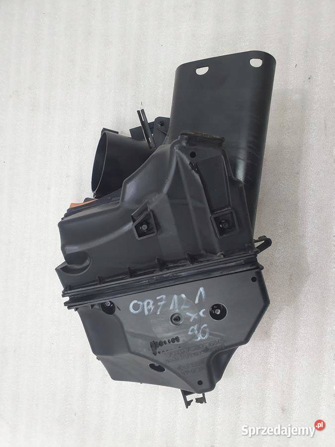 OBUDOWA FILTRA POWIETRZA VOLVO XC90 30636845 Obudowy filtrów wielkopolskie