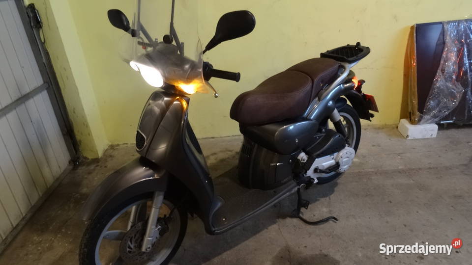 Włoski Skuter Aprilia Scarabeo nieuszkodzony Łomno