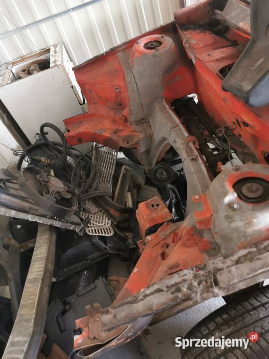 Audi 100 C1 karoseria z dokumentami Kielce