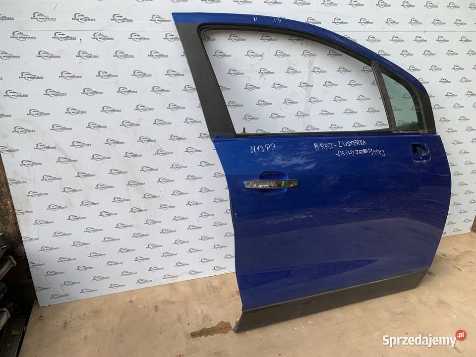 FIAT GRANDE PUNTO 09r drzwi prawe przód świętokrzyskie Kielce