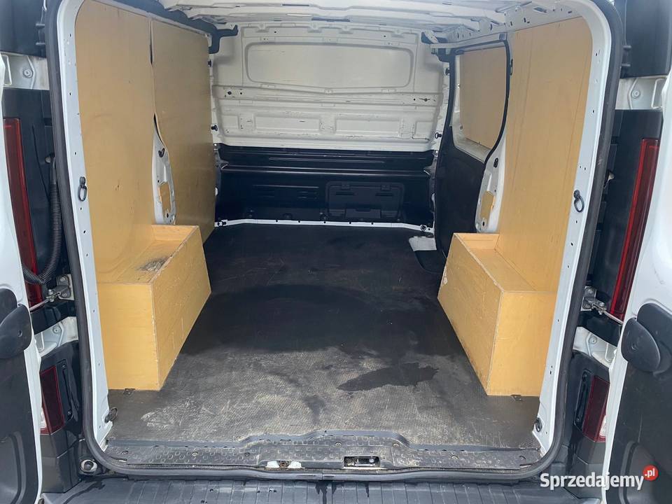 Nissan NV 300 Radzików Wielki