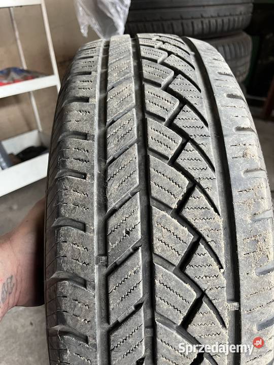 Opony 225 65 R16C wielosezonowe sprzedam