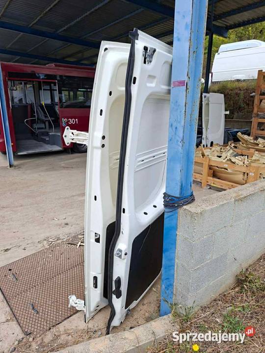 Drzwi do Iveco daily 1424 lubelskie Sabaudia sprzedam