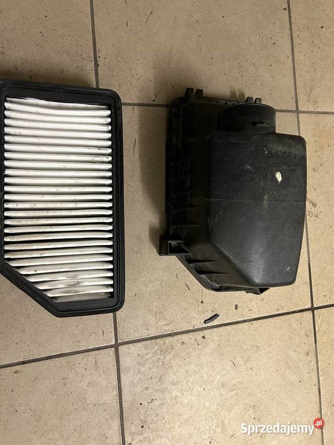 Kia Rio 12 obudowa filtra powietrza górna część Łuków