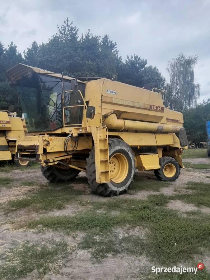 Kombajn zbożowy Holland TX 34 Zbożowe łódzkie Pstrokonie