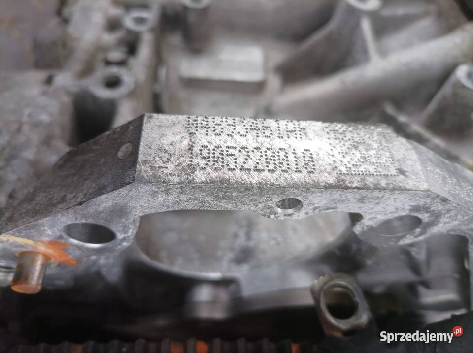 SILNIK KOMPLETNY BENZYNA P68233205AC 36 świętokrzyskie