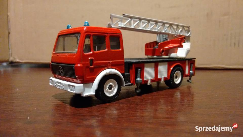 siku 1819 mercedes drabina straż 2501 sprzedam