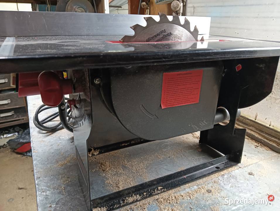 Piła pilarka 600W 230V drzewa stołowa pilarka Piły, pilarki i wyrzynarki dolnośląskie Wałbrzych sprzedam