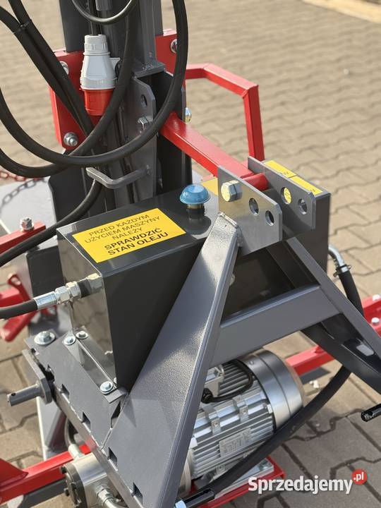 Łuparka do drewna pionowa 20T DEMAROL Chełm