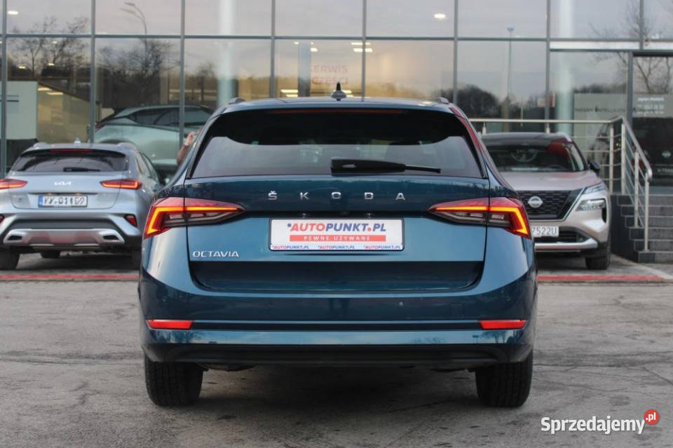 Skoda Octavia 2022r Carplay LED Navi Temp Adapt Kraków