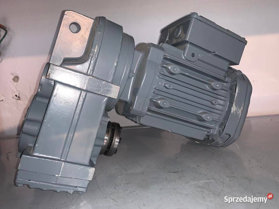 Motoreduktor SEW FH27 DRS7M4 055Kw 98obrmin Warszawa sprzedam