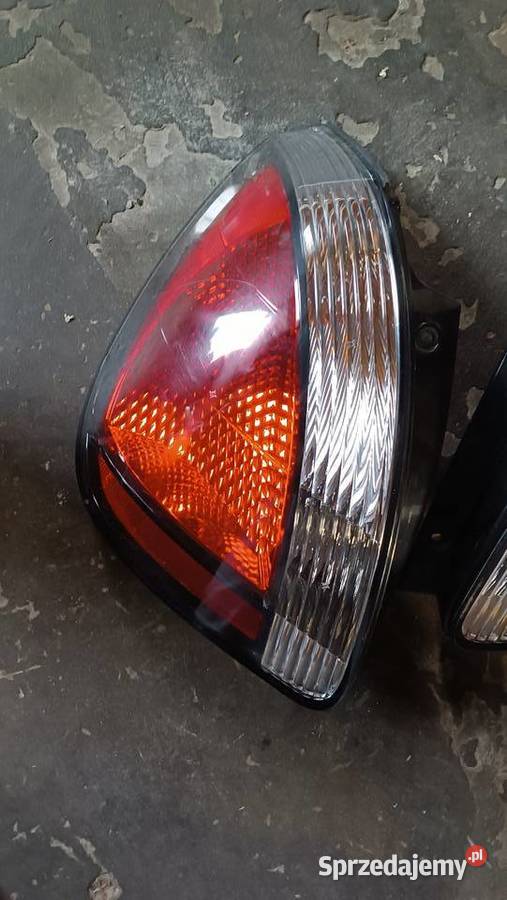 Lampa tył prawa lewa tylna Kia Rio 2 II EU Radłów