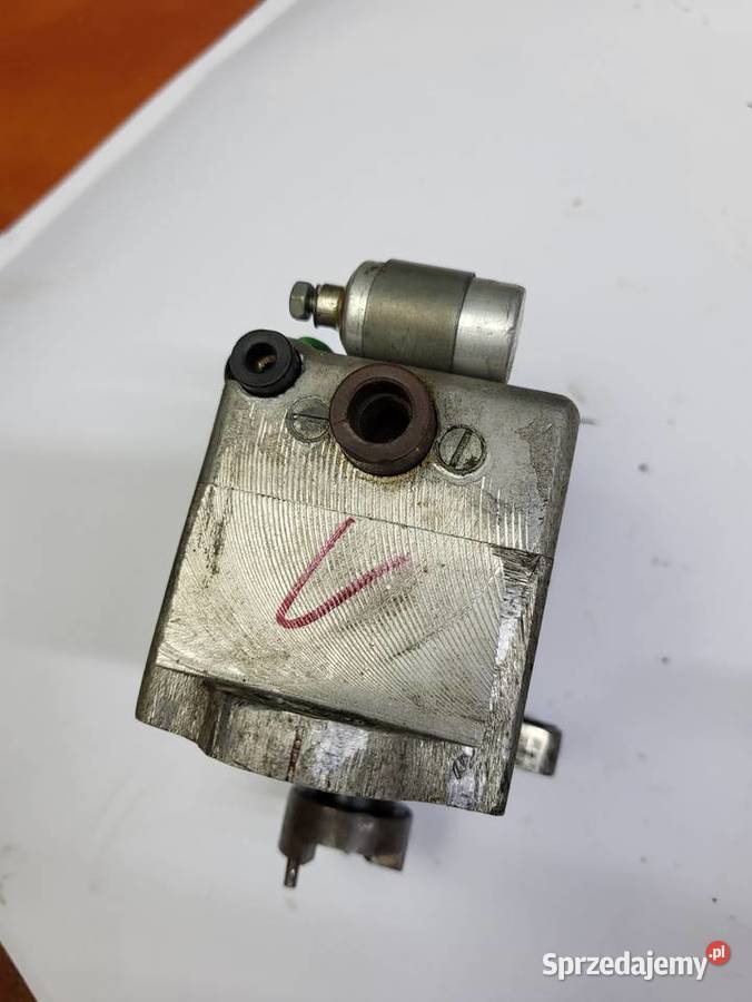 ISKROWNIK AWO SIMSON TOURIST SPORT KRĘCI SIĘ