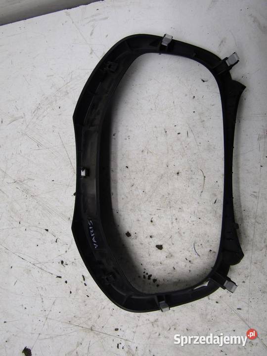 OSŁONA OBUDOWA LICZNIKA ZEGARÓW TOYOTA YARIS III lubelskie sprzedam