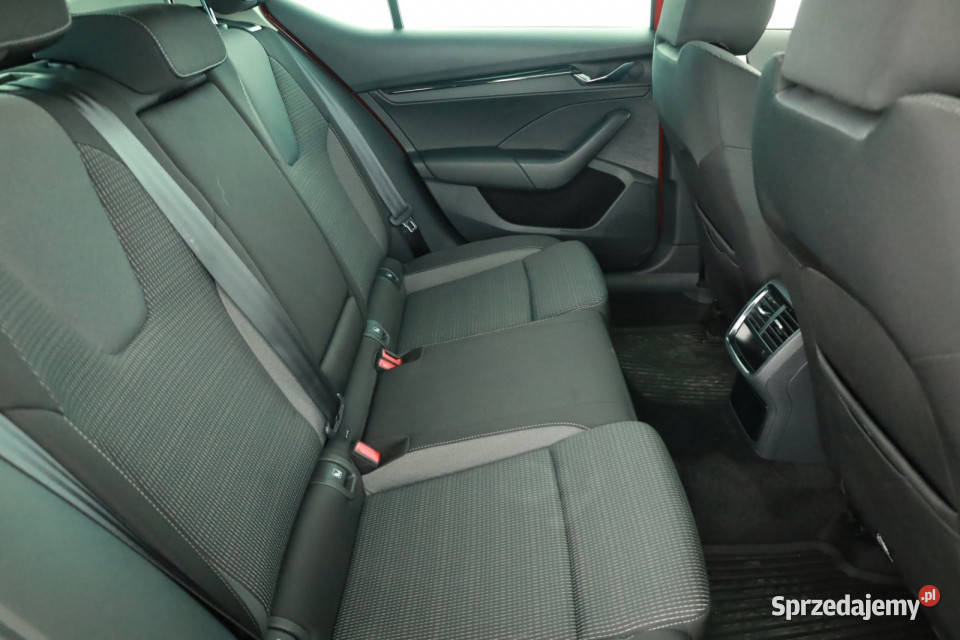 Skoda Octavia 15 TSI Piaseczno