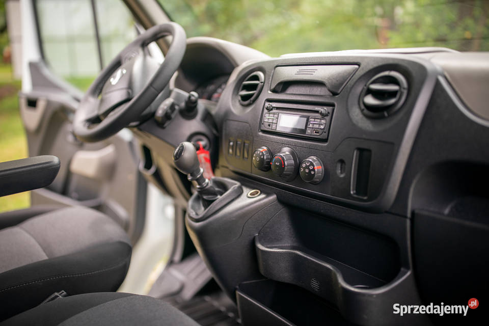 Nissan NV400 KONIOWÓZ Samochód do przewozu koni Rokietnica