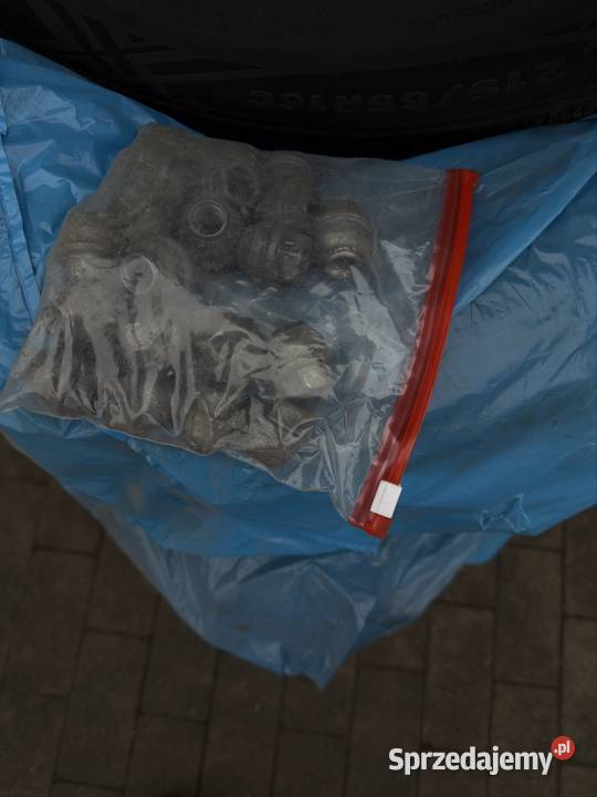 Koła zimowe do Forda Customa 2023r sprzedam