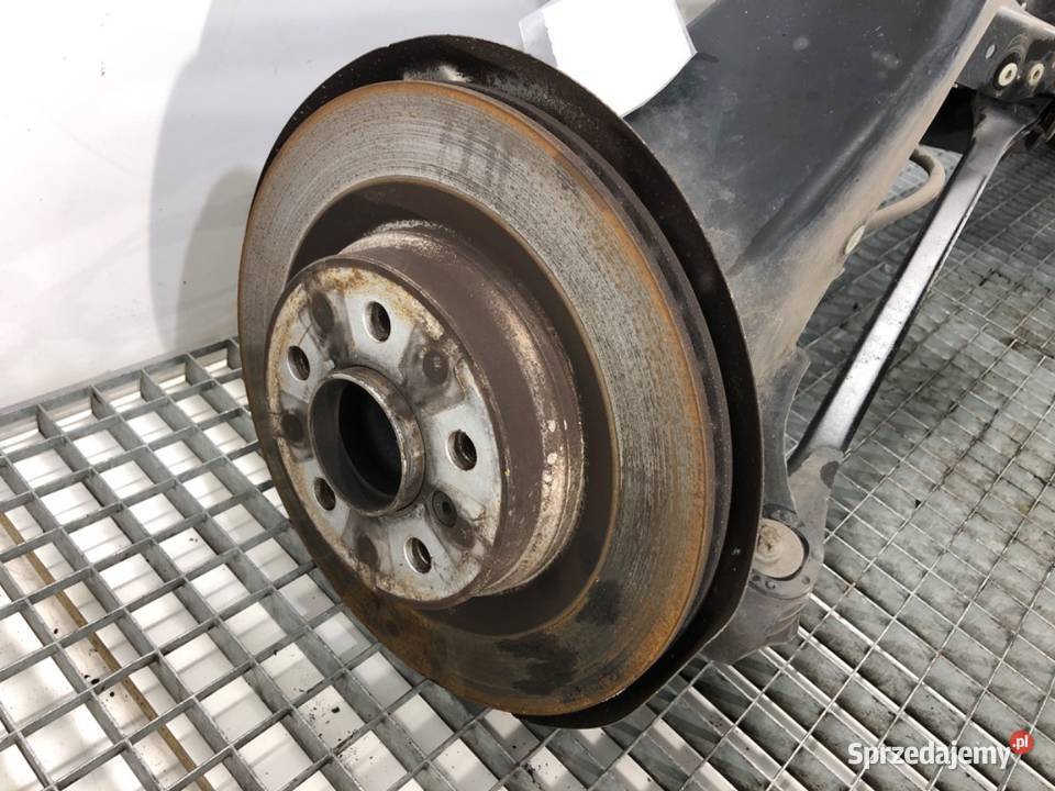 BELKA TYŁ BMW F44 SportowyCoupe TYLNA