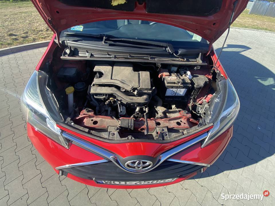 Toyota Yaris 2015 Salon 10 benz Bezwypadkowa 2 998cm3 Józefów sprzedam