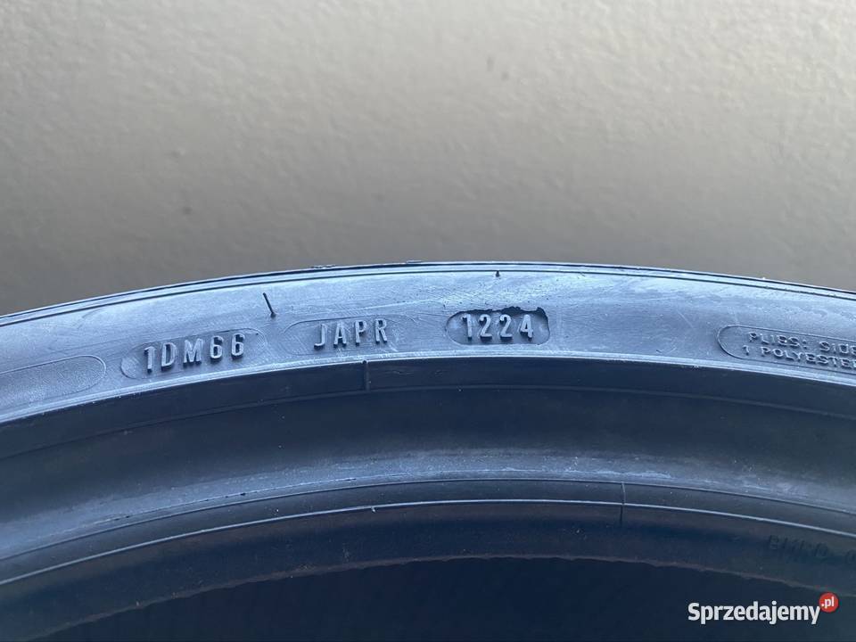 2x opony zimowe Dunlop winter sport 5 27535R19