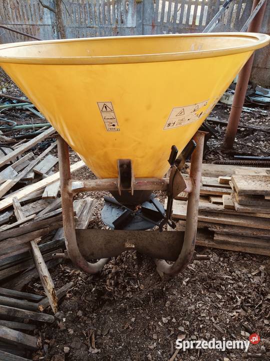 Rozsiewacz nawozów duży 300 l grasz rol świętokrzyskie Sandomierz