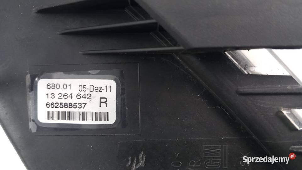 OPEL ASTRA J HALOGEN PRAWY ZDERZAK PRZÓD osobowe Zbierkowo