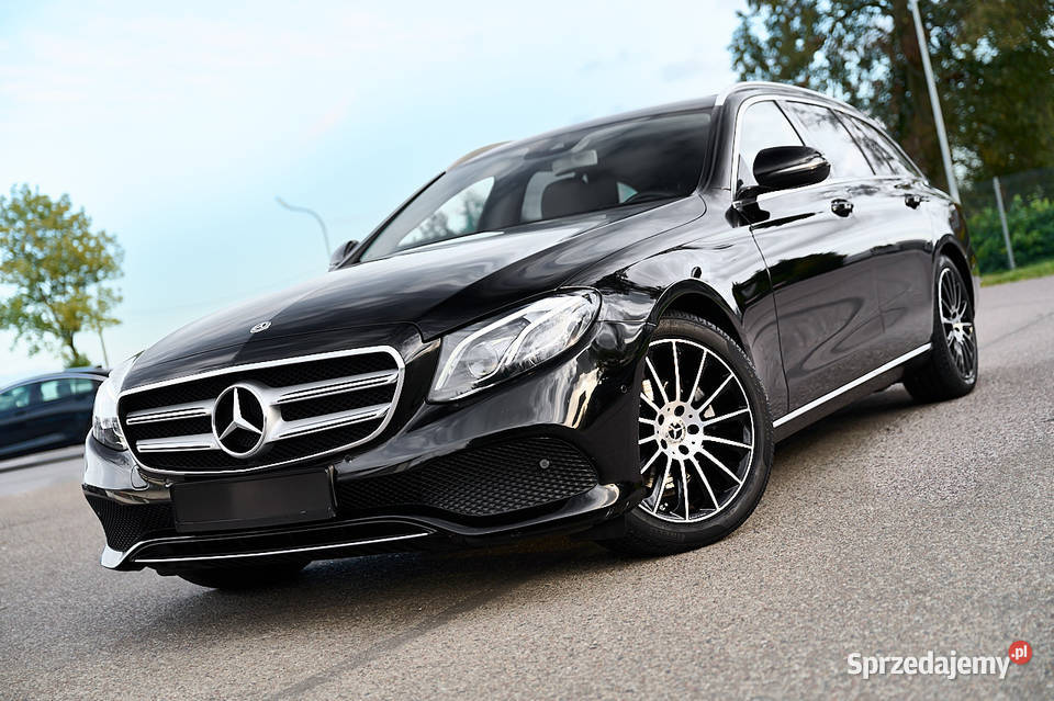 Mercedes E220 W213 AVANTGARDE czarny Samochody osobowe mazowieckie Płock