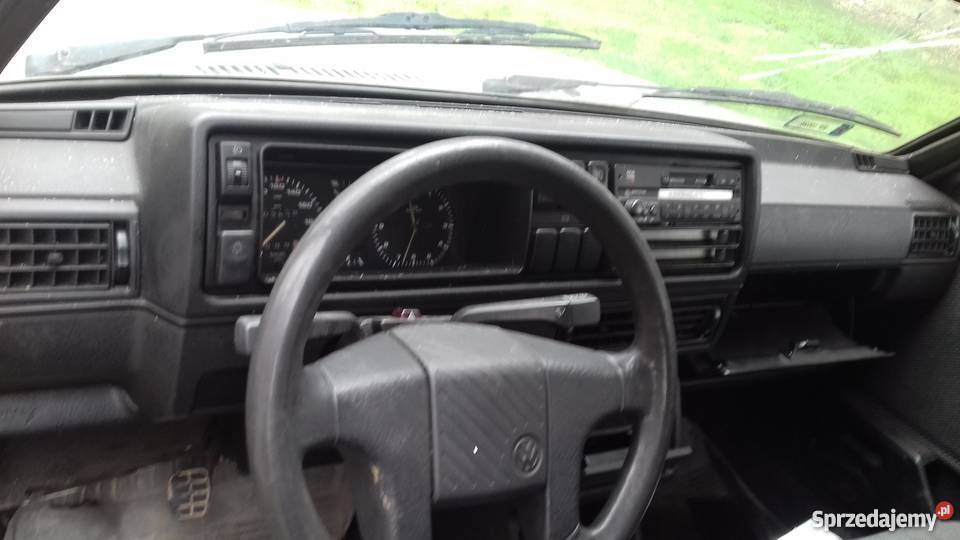 Vw Golf II 16 bG NA CZĘŚCI kupiony w polskim salonie Ustrzyki Dolne