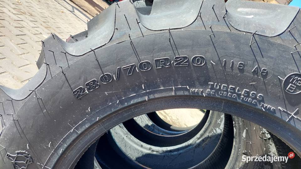 NOWE opony Firestone Radial 4000 28070R20 2022 nieuszkodzony Opony Sochaczew