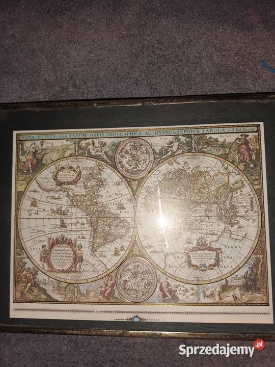 Historyczna mapa świata w ramię zabezpieczona Serock