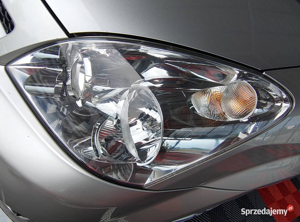 Toyota Corolla Verso 16 VVTi ZADBANA manualna Zarszyn