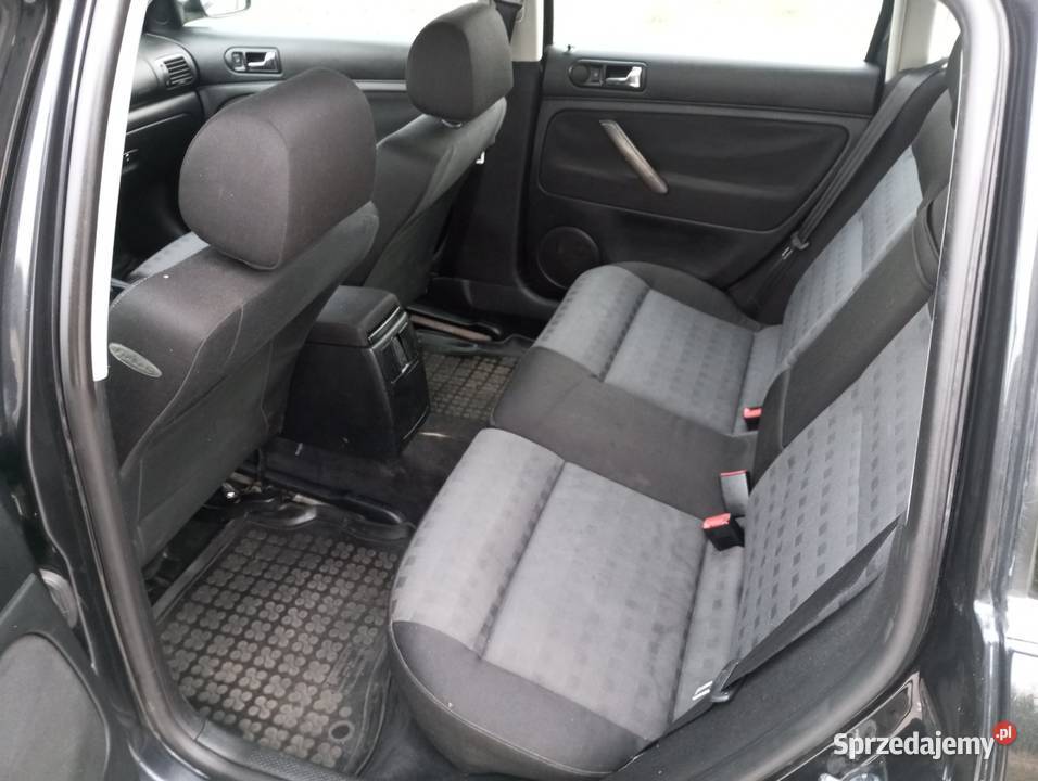Vw Passat B5 Fl kombi 20 benzyna 2001r Korycin sprzedam