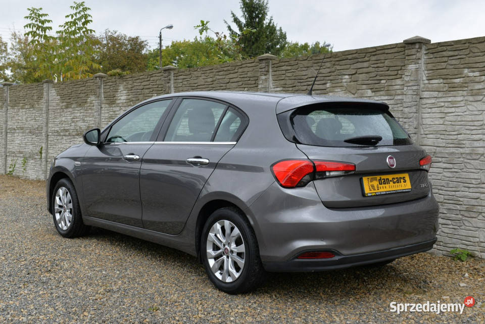 Fiat Tipo 14 95 hatchback LED Alufelgi Bluetooth wielofunkcyjna kierownica