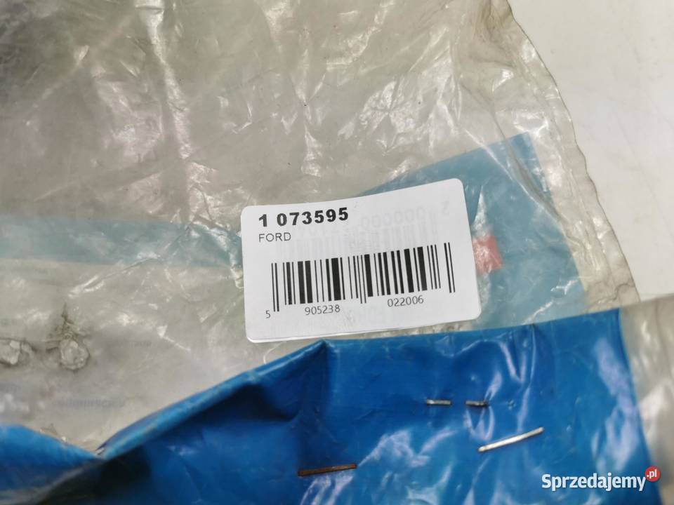 CHLAPACZE TYŁ FORD FOCUS 2005 1073595
