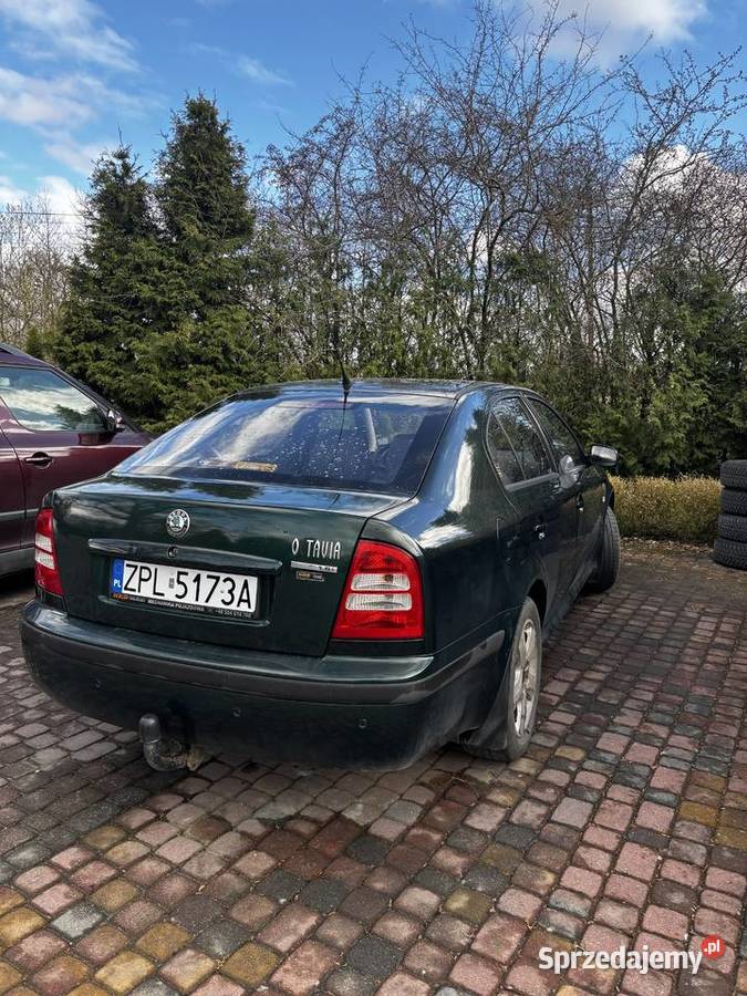Skoda Octavia 16 Police