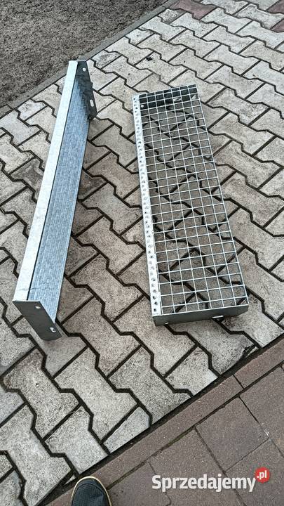 Sprzedam 2 nowe stopnie Lisków