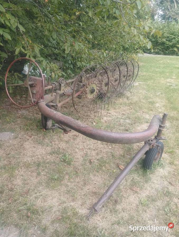 Zgrabiarka do trawy Brzezice