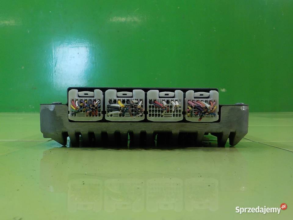 TOYOTA PRIUS II 15 VVTI 04r HB 5D sterownik Suków sprzedam