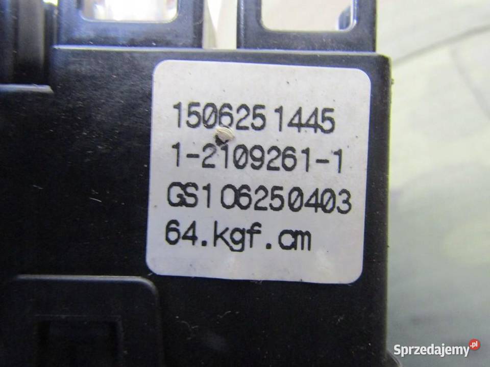 SKRZYNKA PUSZKA BEZPIECZNIKÓW OPEL MOKKA Skrzynki bezpieczników sprzedam