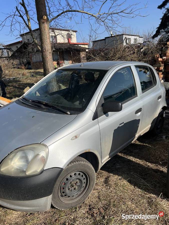 ToyotaJariz2000 1000 zl