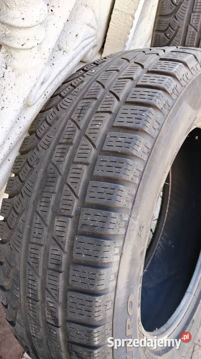 Sprzedam opony zimowe Pirelli 17 Kotlin