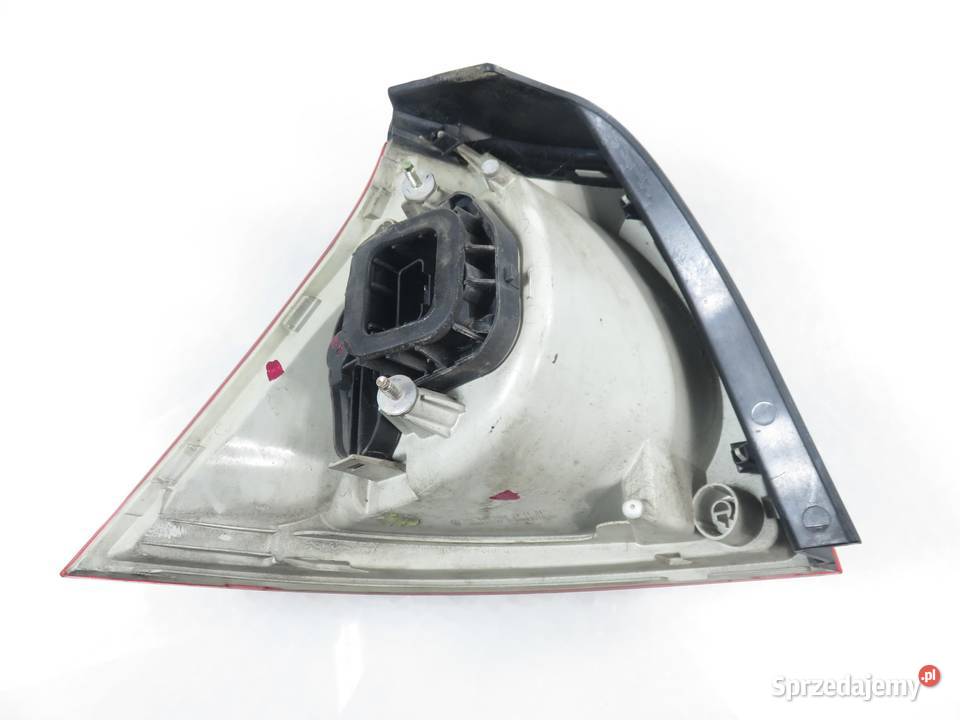LAMPA PRAWA TYLNA VW GOLF V 1K6945096E