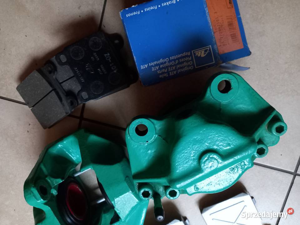 Mercedes W108 W109 zacisk hamulca lewy prawy Bukownica