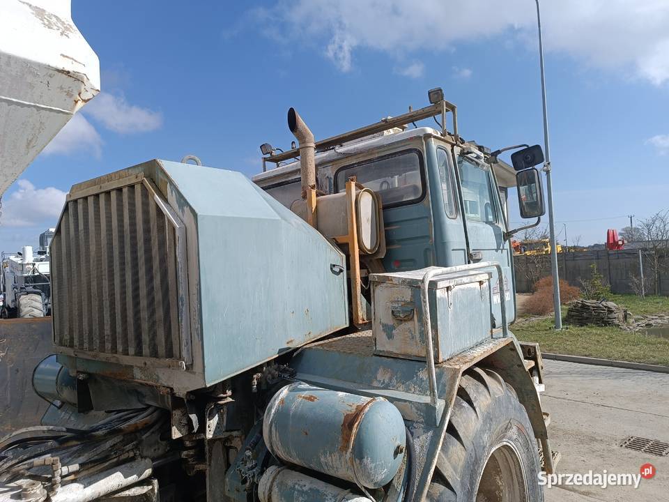 Rozsypywacz spoiwa Panien PR30517 6x6 17m3 Pozostałe pomorskie